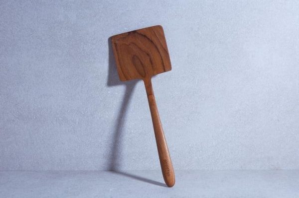 Teak Turner(柚木抹刀)